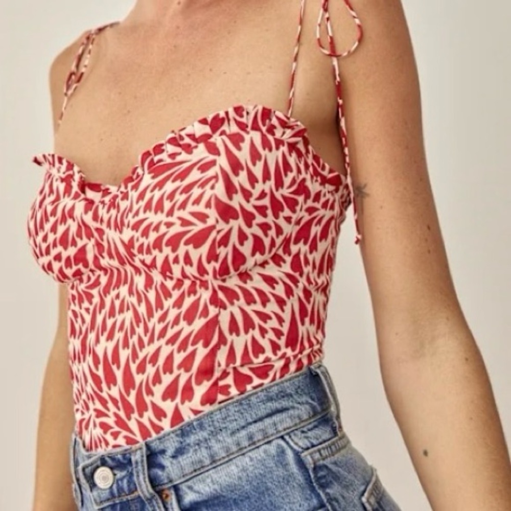 NWT! Reformation Novena top in Love heart print